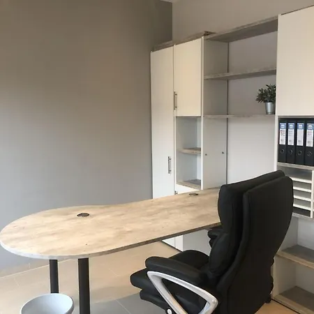 Exklusivs Penthouse Mit Blick Auf Golfplatz In Koln, Widdersdorf *